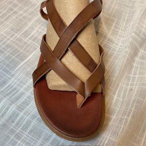 MIA Brown Leather Womens Size 8.5 Rubber Grip Bottom Slingback Sandals Shoes - Picture 7 of 8